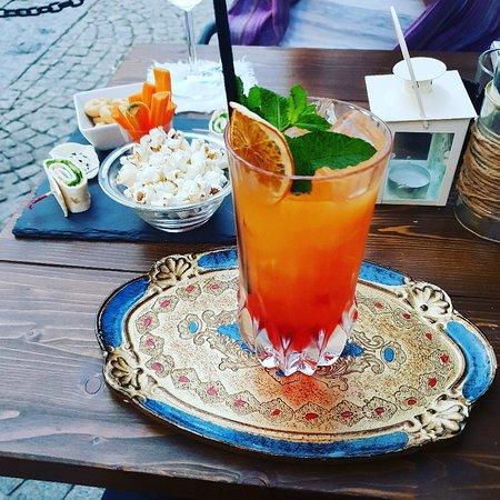 Mint Julep Cocktail & pizza gurmè